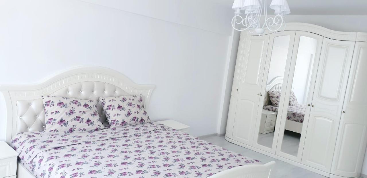 White Apartament, Brăila Exteriér fotografie