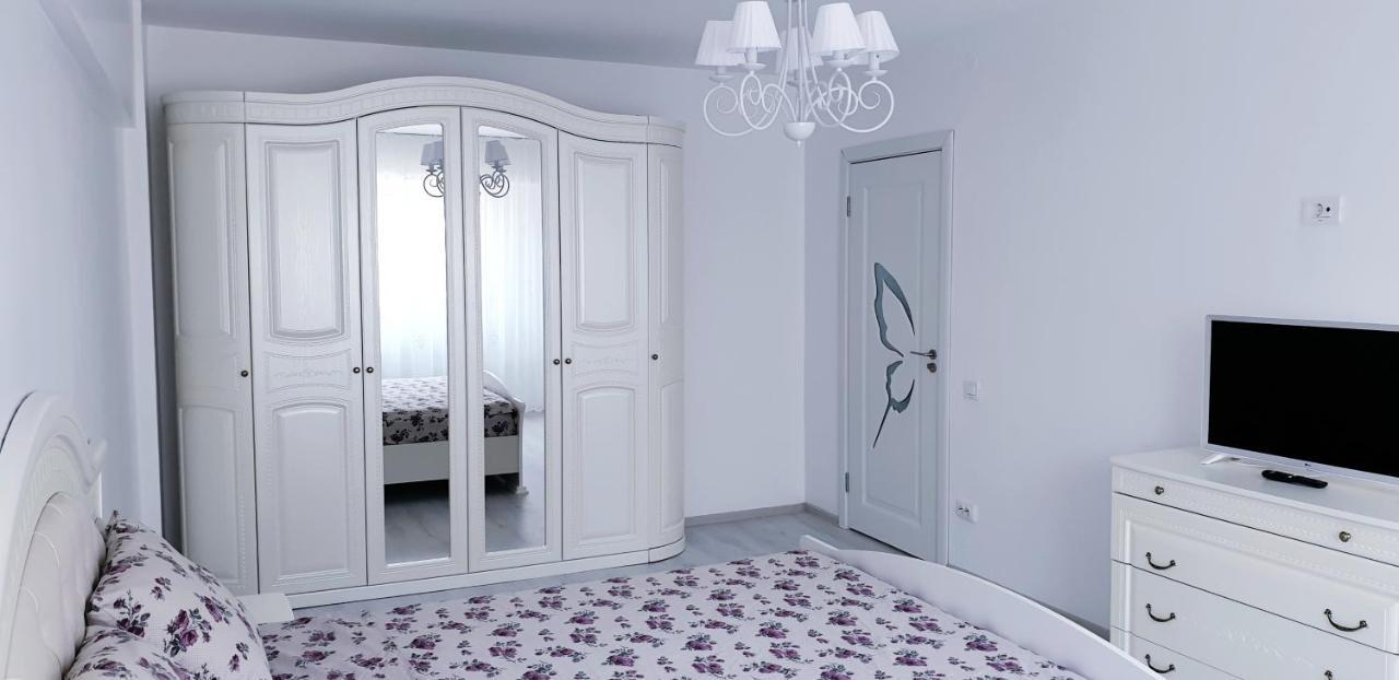 White Apartament, Brăila Exteriér fotografie