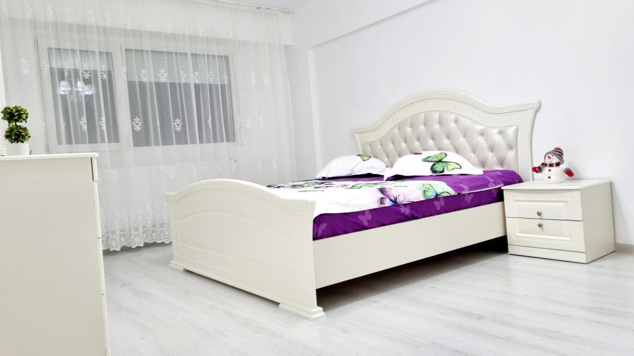 White Apartament, Brăila Exteriér fotografie