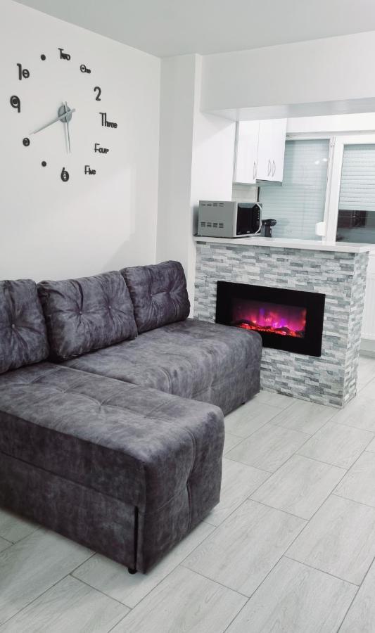 White Apartament, Brăila Exteriér fotografie